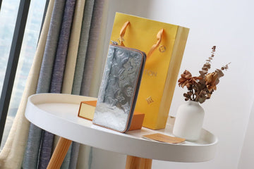 EC - LOV Wallet - 660