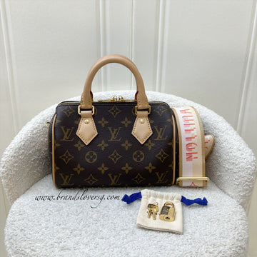 LV Speedy Bandouliere 20 in Monogram Canvas and Pink / Orange Patterned Strap