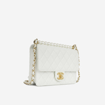 Chanel Medium Chic Pearl Flap