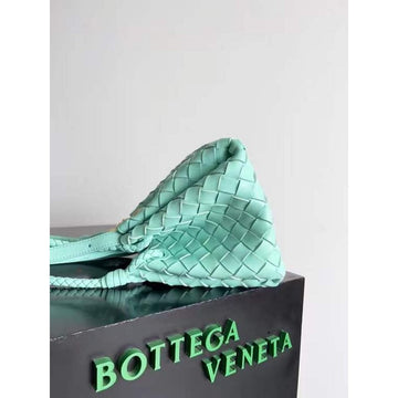 Bottega Veneta Andiamo Parachute Bag in Intrecciato Leather BGDC0073