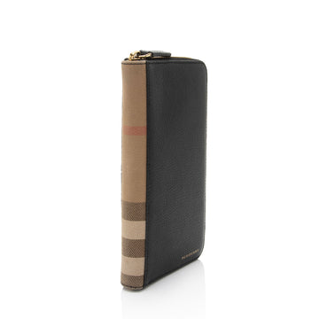 Burberry Calfskin House Check Renfrew Zip Around Wallet (SHF-B5VVSw)