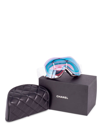 Chanel CC Logo Ski GoCSles with Quilted Leather Clutch Black