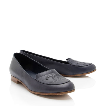 Chanel Lambskin CC Loafers - Size 7.5 / 37.5 (SHF-K5b9Tw)
