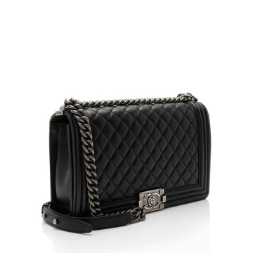 Chanel Lambskin New Medium Boy Bag (SHF-YOGUt0)