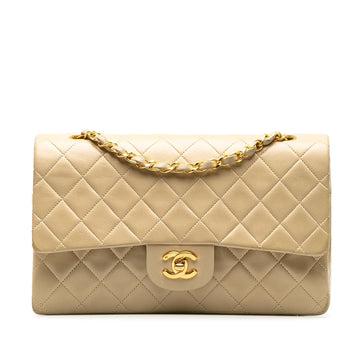 Chanel Medium Classic Lambskin Double Flap (SHG-fJM1Y8)