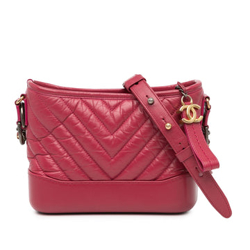 Chanel Small Chevron Aged Calfskin Gabrielle Crossbody (SHG-nEChqx)