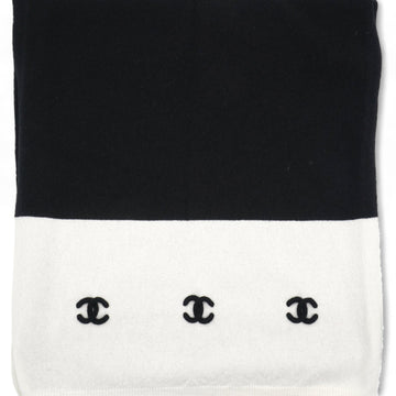 Chanel Black and White Knitted Scarf