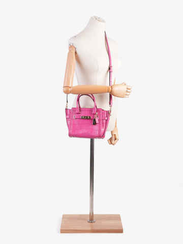 Coach SwaCSer Satchel Pink Embossed Leather 21