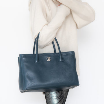 Chanel French Navy Executive Cerf Tote Bag