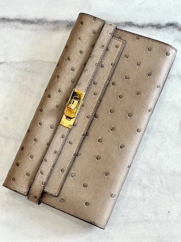 HERME?S VERT VERONESE OSTRICH LEATHER LONG KELLY WALLET