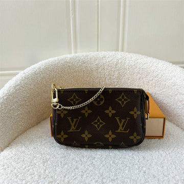 LV Mini Pochette Accessoires in Monogram Canvas GHW