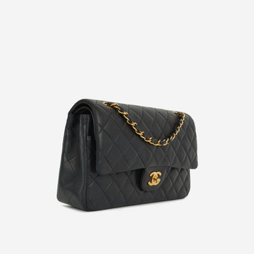 Chanel Vintage Classic Flap - Medium