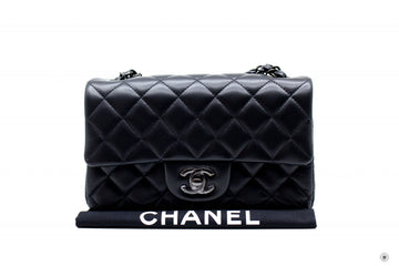 Chanel A B Classic CC Flap  Black /  Lambskin Shoulder Bags Bkhw