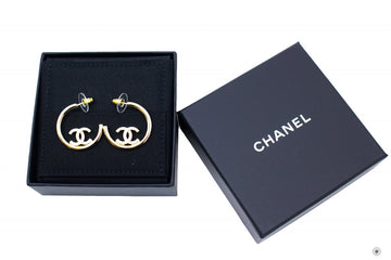 Chanel ABB Hoop With CC Logo  Gold / NH Metal .X. CM Earrings