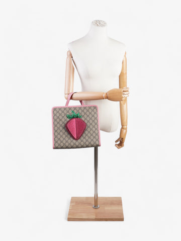 Gucci Strawberry Logo Print Tote CS Supreme / Pink Canvas