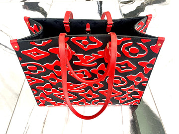 LOUIS VUITTON ON-THE-GO FISCHER MONOGRAM SHOULDER BAG