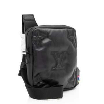 Louis Vuitton Giant Monogram Puffer Lambskin A4 Sling Bag (SHF-ARCDQH)