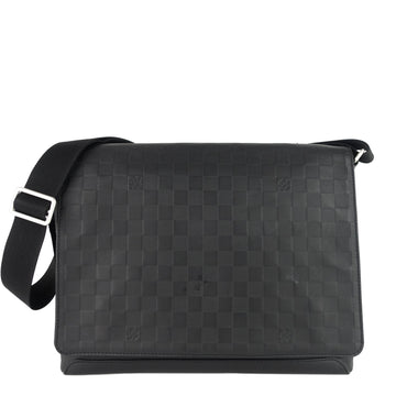 Louis Vuitto District Damier Infini Leather Messenger MM Bag