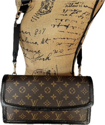 The Crane -CS Monogram LV Crossbody Bag in Black