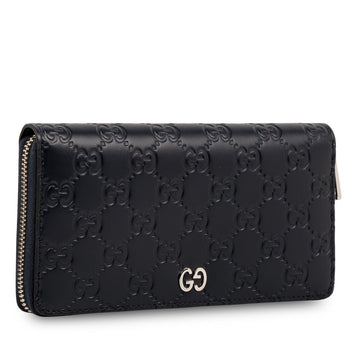 Gucci Signature CS Zip around wallet