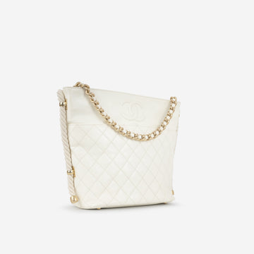 Chanel En Vogue Large Hobo Bag