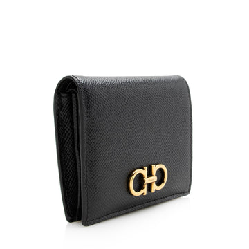 Salvatore Ferragamo Grained Calfskin Gancini French Wallet (SHF-22693)