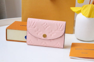 EC - LOV Wallet - 036