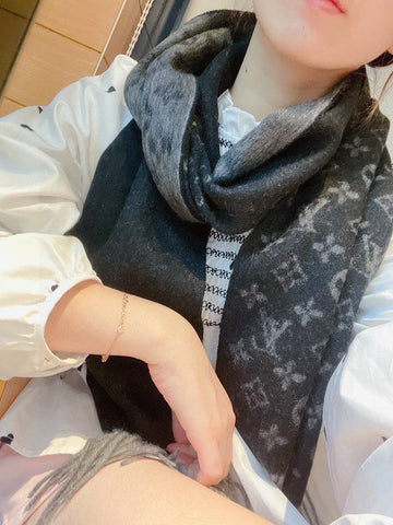EC - LOV Scarf - 390