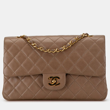 Medium Classic Lambskin Double Flap