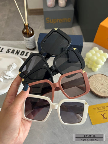 EC - LOV Sunglass - 050