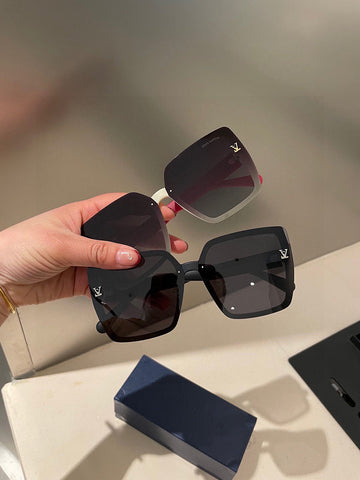 EC - LOV Sunglass - 039