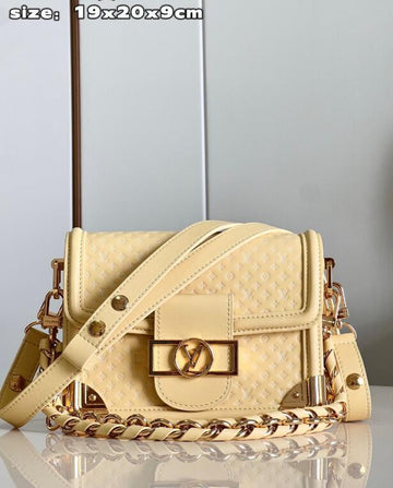 EC - LOV Bags - 1195