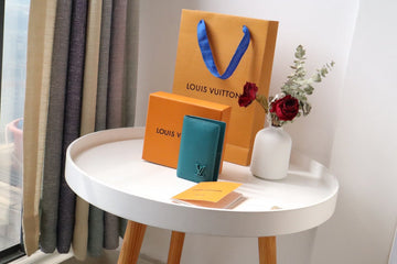 EC - LOV Wallet - 306