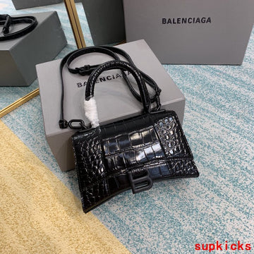 CS - BG Hourglass Bags - 140