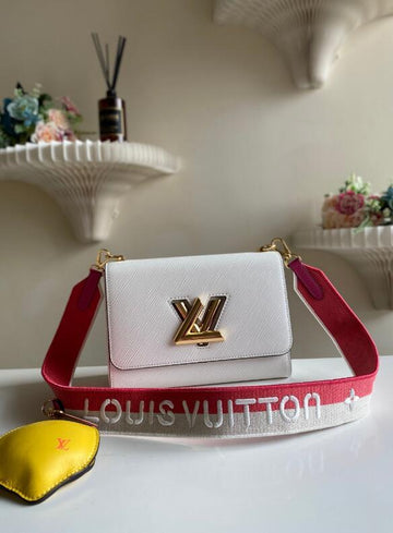 EC - LOV Bags - 1400