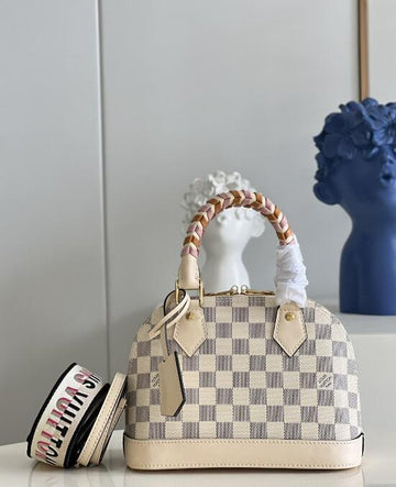 EC - LOV Bags - 1712