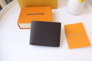 EC - LOV Wallet - 062