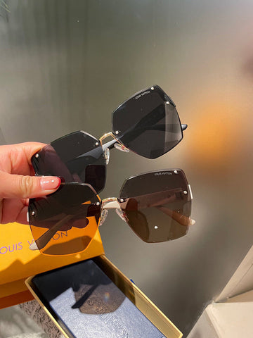 EC - LOV Sunglass - 035