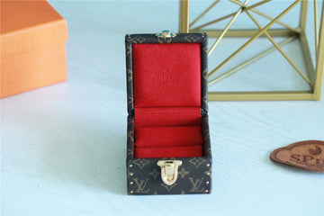 EC Fashion Lu-Vi bags - 9526