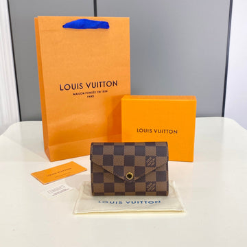 EC - LOV Wallet - 701