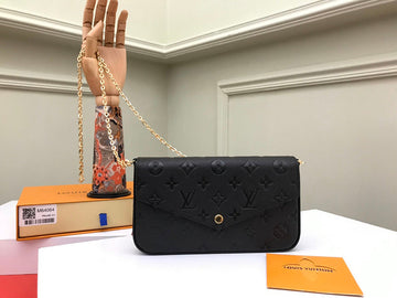 EC - LOV Wallet - 837