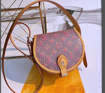 EC - LOV Bags - 2852