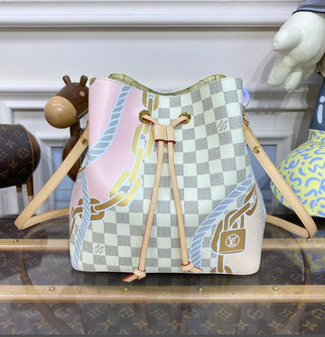 EC - LOV Bags - 1218
