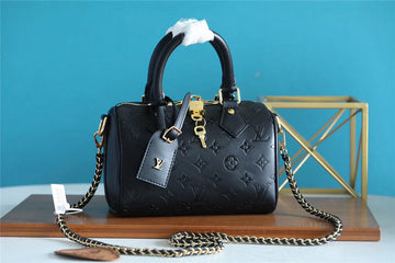 EC Fashion Lu-Vi bags - 8155