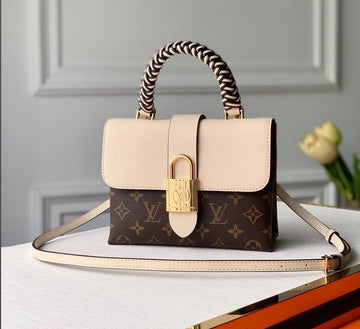 EC - LOV Bags - 3156