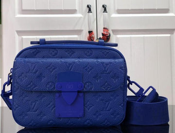 EC - LOV Bags - 890