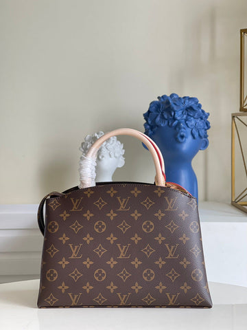 EC Fashion Lu-Vi bags - 17319