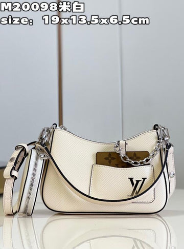 EC - LOV Bags - 1411