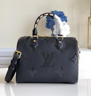 EC - LOV Bags - 2271