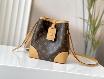 EC - LOV Bags - 1561